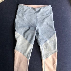Outdoor Voices 7/8 spring leggings size xs
